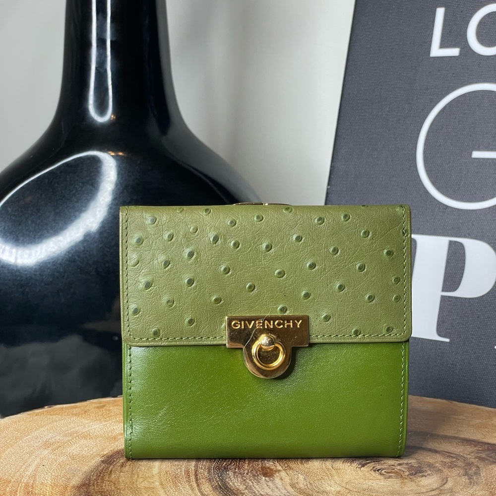 Givenchy Green Leather Wallet with Kisslock